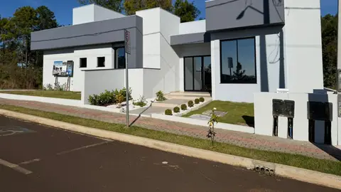 Casa para Venda, bairro LOT VILLAGIO, 2 dormitórios, sendo 1 suíte, 2 banheiros, 1 vaga de garagem, área total 97 m², área construída 97 m²