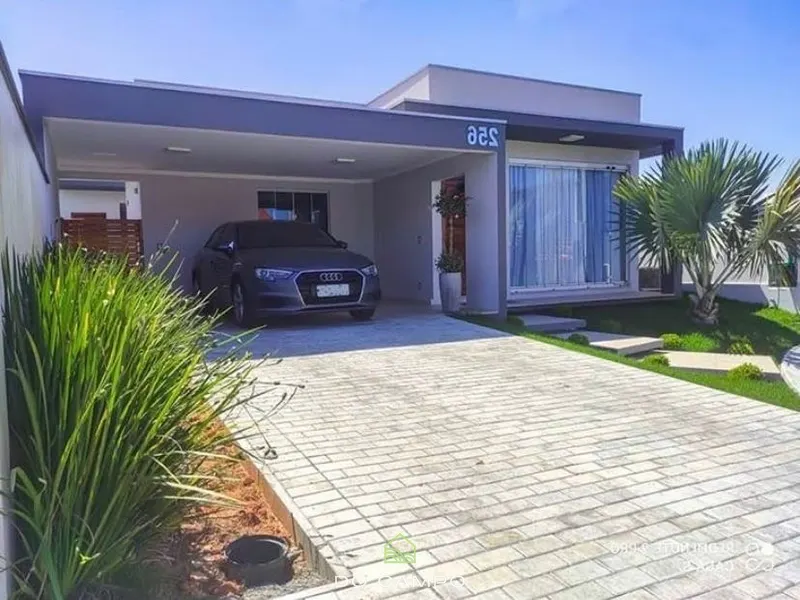 Casa com 2 quartos no Centro