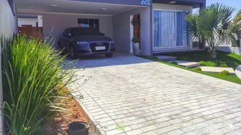Casa com 2 quartos no Centro
