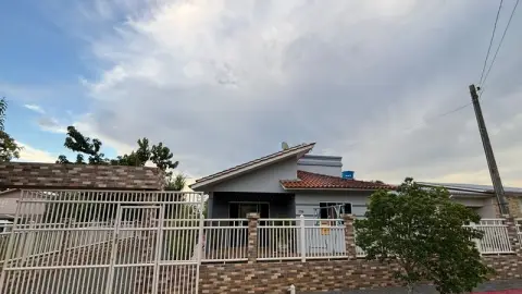 Casa com 3 quartos no Frei Damião