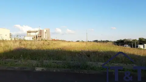 Lote urbano no Esplendor III