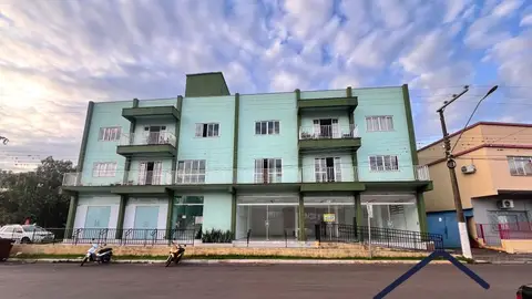 Apartamento com 3 quartos no Centro