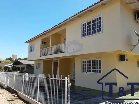 Apartamento com 2 quartos no Centro
