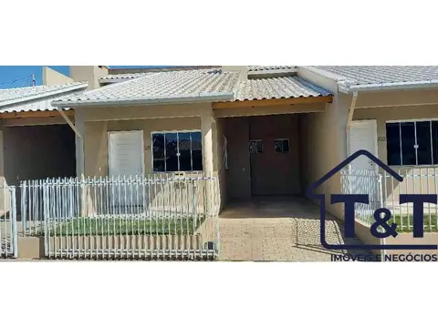 Casa Geminada com 2 quartos no Pioneiro
