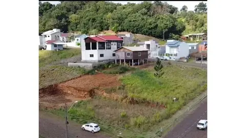Lote urbano no Jardim Mirante