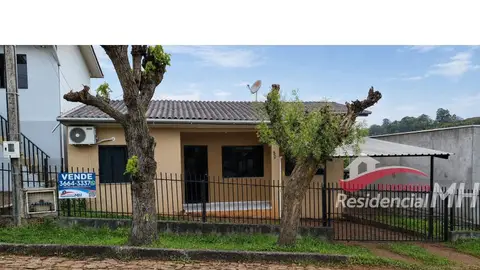 Casa com 2 quartos no Estrela
