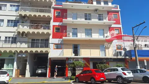 Apartamento com 2 quartos no Centro