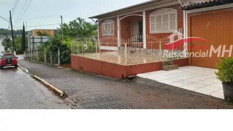 Casa com 3 quartos no Centro