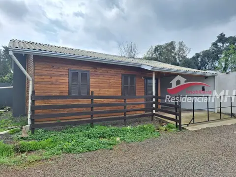 Casa com 2 quartos no Interior