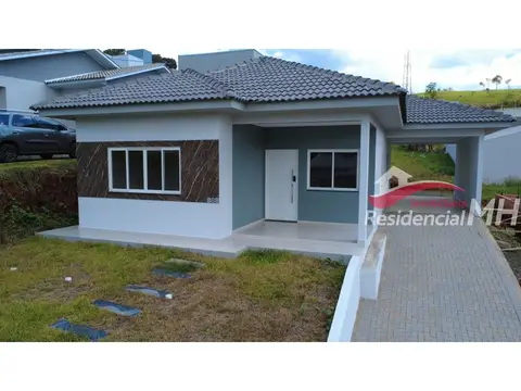 Casa com 2 quartos no Jardim America