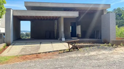 Casa para Venda, bairro Loteamento Esplendor, 3 dormitórios, sendo 3 suítes, 4 banheiros, 2 vagas de garagem, área total 253,51 m²