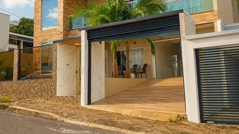Casa para Venda, Maravilha / SC, bairro Novo Bairro, 4 dormitórios, sendo 2 suítes, 2 banheiros, 2 vagas de garagem, área total 360 m², área