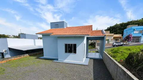 Casa para Venda, Maravilha / SC, bairro Loteamento Constrular, 2 dormitórios, 1 banheiro, 1 vaga de garagem, área útil 79 m², terreno 300 m²