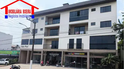 Apartamento com 3 quartos no Centro
