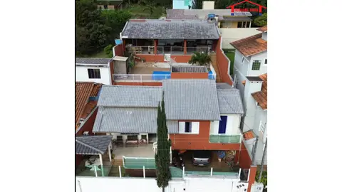 Casa em alvenaria com 3 quartos no São José
