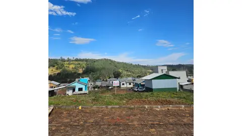 Lote urbano no Modelo