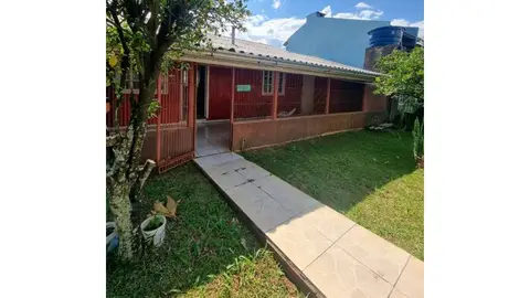 Casa em alvenaria com 3 quartos no União
