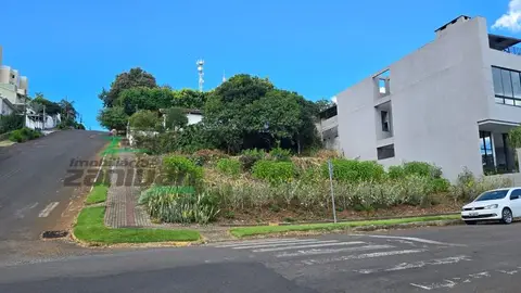 Lote urbano no Centro