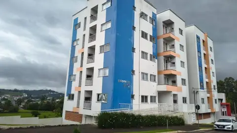 APARTAMENTO com 2 quartos no Universitário