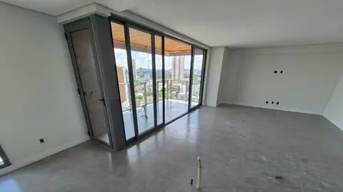 Seu novo lar de alto padrão no Presidente Médici – Um apartamento por andar!