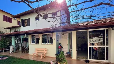 Casa em Alvenaria - Centro - Chapecó - Sc