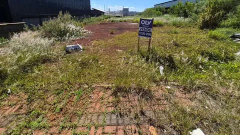 Terreno com excelente metragem no Jardim Paraíso!